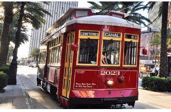 A New Orleans Regional Transit Authority streetcar (copy)